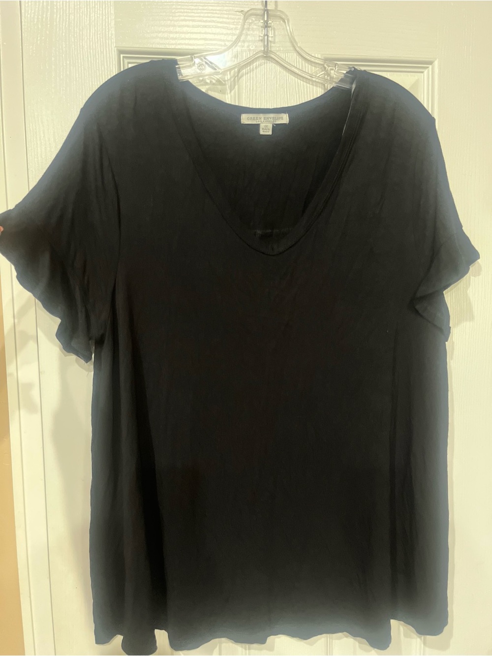 Green Envelope Black V-Neck Short Sleeve Tee